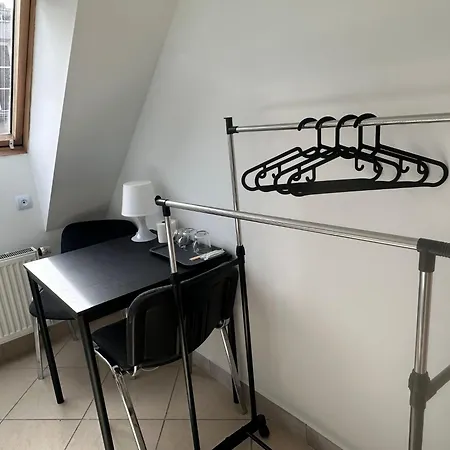 Couette-café Golebia-economic