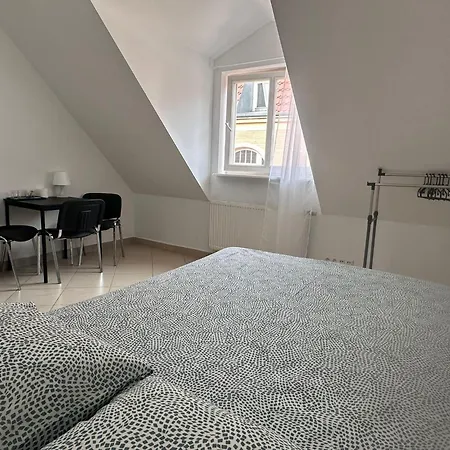 Gołębia-economic Bed and breakfast *