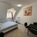 Golebia-economic Bed & Breakfast Poznań