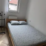 Golebia-economic Bed & Breakfast