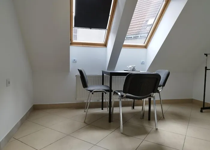 Golebia-economic فندق مبيت وإفطار