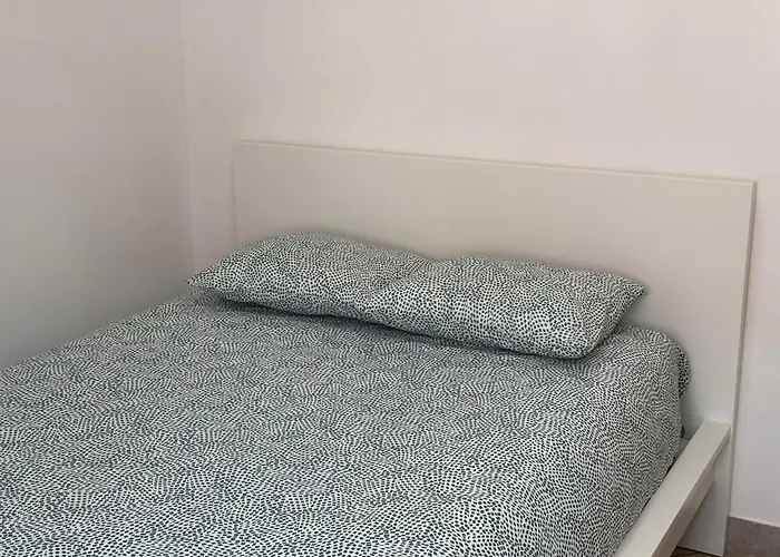 Golebia-economic بوزنان